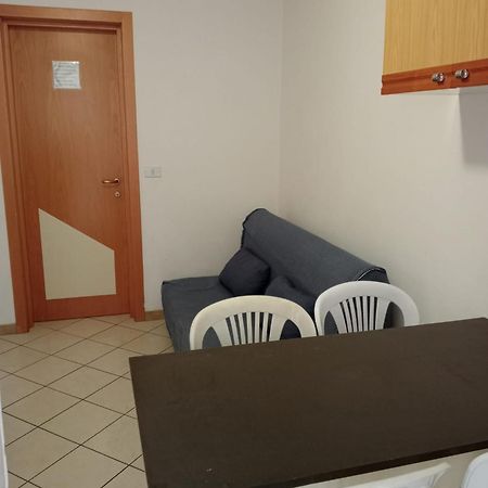Appartamenti Carlotta Rimini Esterno foto