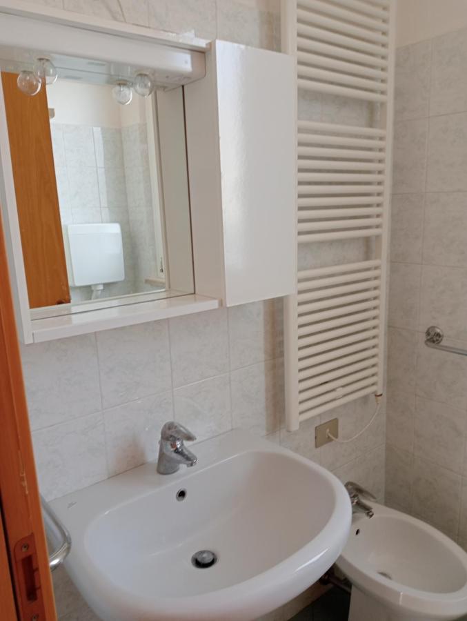 Appartamenti Carlotta Rimini Esterno foto