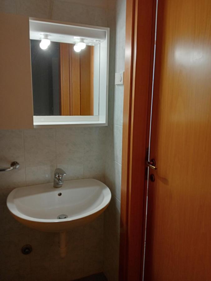 Appartamenti Carlotta Rimini Esterno foto