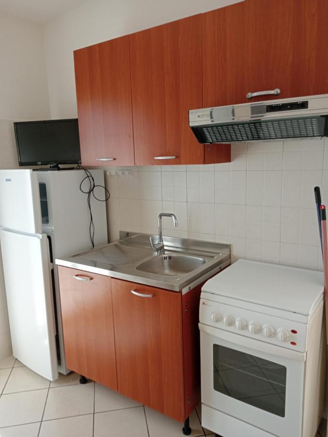 Appartamenti Carlotta Rimini Esterno foto