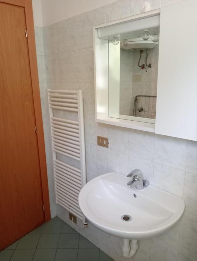 Appartamenti Carlotta Rimini Esterno foto