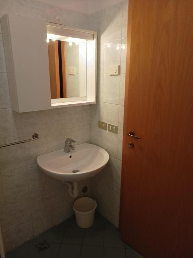 Appartamenti Carlotta Rimini Esterno foto