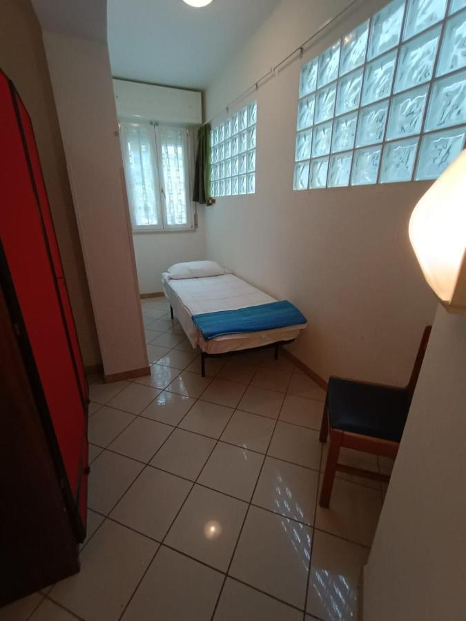 Appartamenti Carlotta Rimini Esterno foto